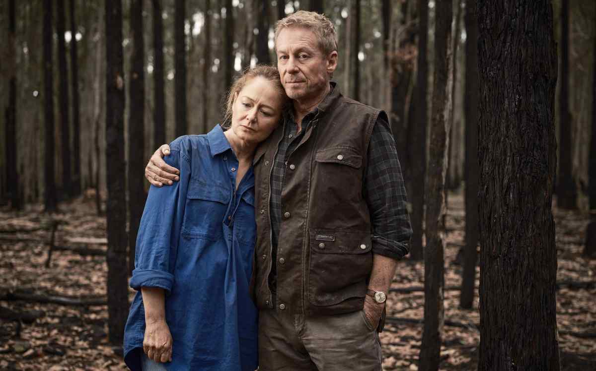 Miranda Otto and Richard Roxburgh, Ep 2 Fires