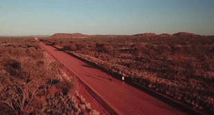 Red desert, men running