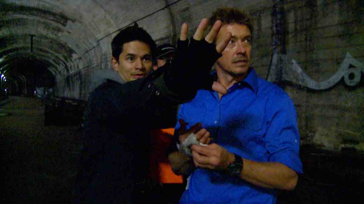 Carlo Ledesma & Steve Davis, The Tunnel