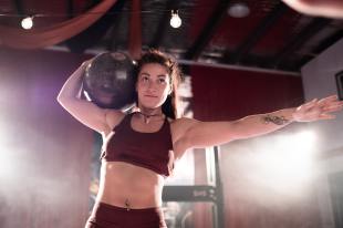 Gold Diggers' Danielle Walker: 'I found a rat in a stump on set' ScreenHub Australia - Film & Television Jobs, News, Reviews & Screen Industry Data