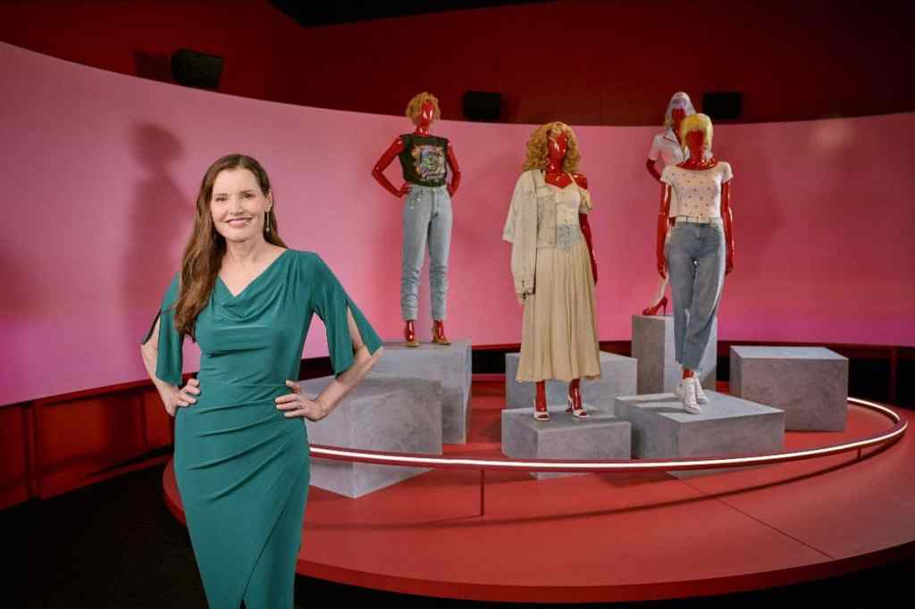 Geena Davis says 'we are unwittingly training kids to have unconscious