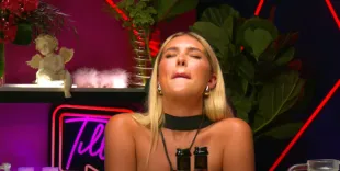 New reality series Extra Hot Blind Date: Can Ella & Jimmy Handle the Heat? | Spicy Dates. Image: RESAY/Endemol Shine Australia