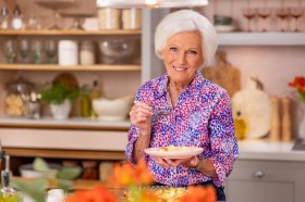 mary berry makes it easy