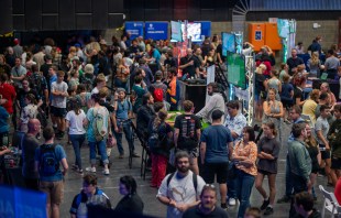 sage 2025 crowd safc gamescom