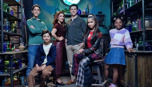 Wizards Beyond Waverly Place. Image: Disney. Streaming on Disney+.