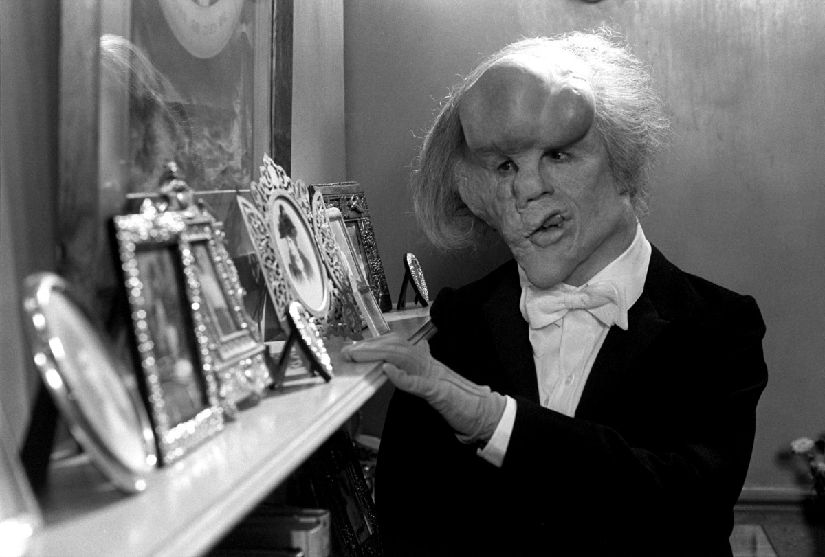 The Elephant Man. Image: Paramount Pictures. Great Films Added To Streaming.