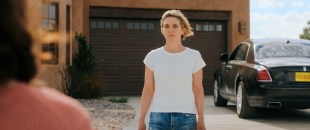 Rhea Seehorn in Pluribus. Photo: Apple TV.