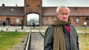 Simon Schama: The Road to Auschwitz. ImageL BBC. Streaming on ABC iview.