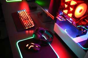 pc gaming gamer christmas gift guide