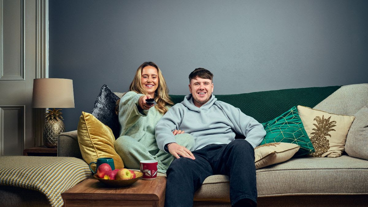 Gogglebox Uk Season 26. Image: Binge.