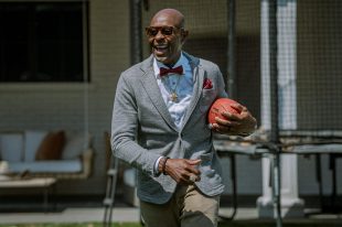 Rise of the 49ers | Image: Michael Moriatis/Sundance TV