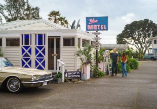Michala Banas and Brett Tucker star in Blue Murder Motel. Image: ABC iview.