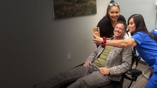 Dr. Pimple Popper: Breaking Out. Image: Stan.