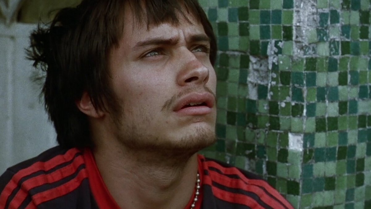 Amores Perros. Image: Nu Vision. Streaming July on MUBI.
