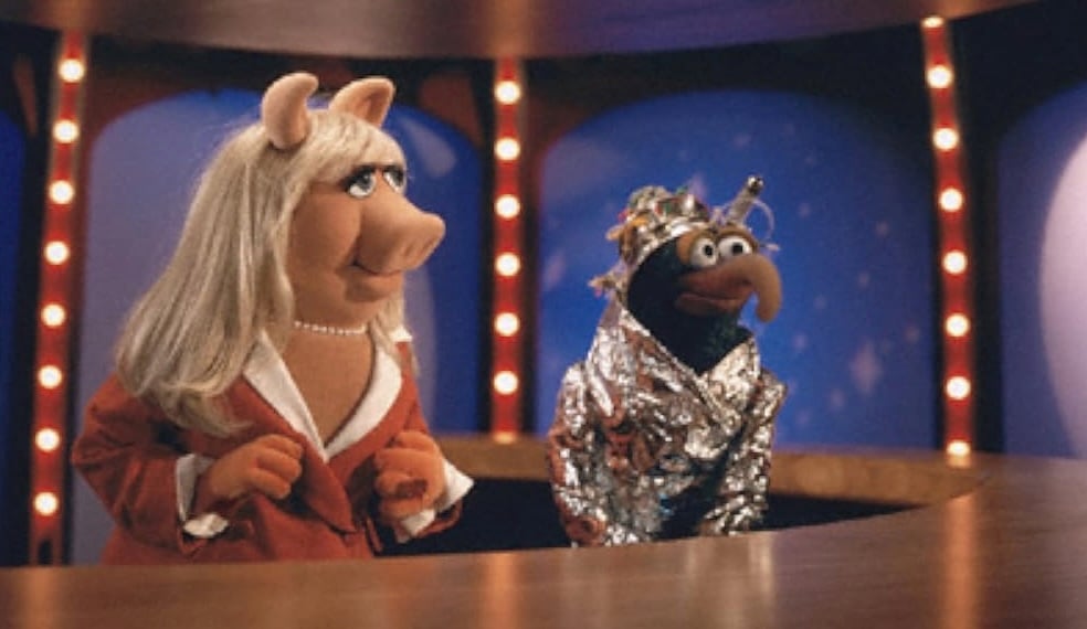 Miss Piggy Muppets From Space 1999